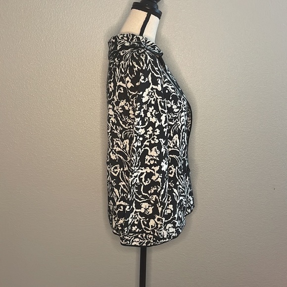 Anthropologie Sweater Blazer - Picture 6 of 10